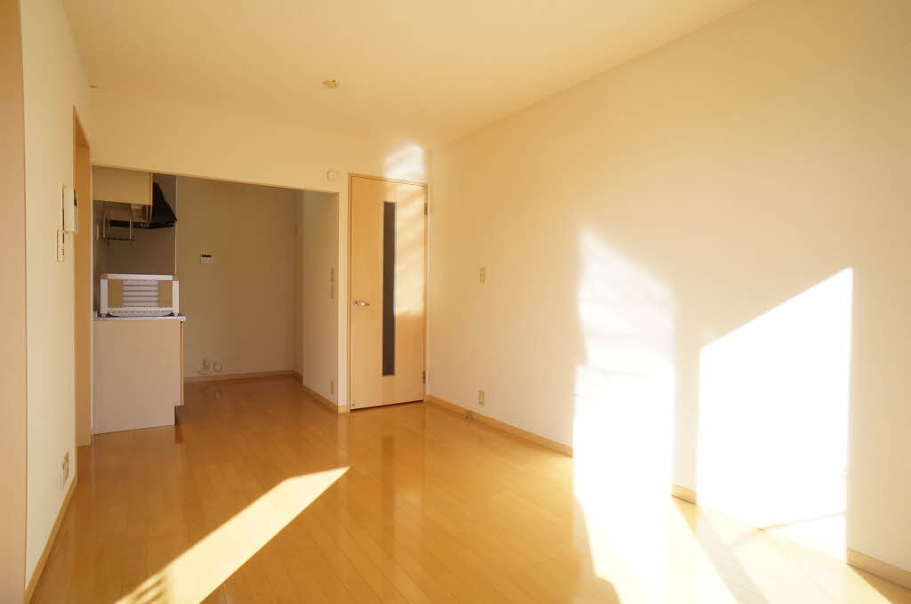 ロイヤルハイツ　Ｊ 101号-3