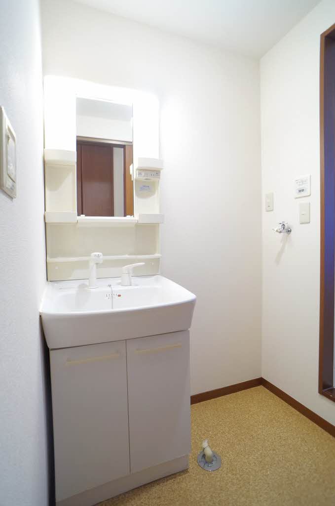 シャローム 301号-7