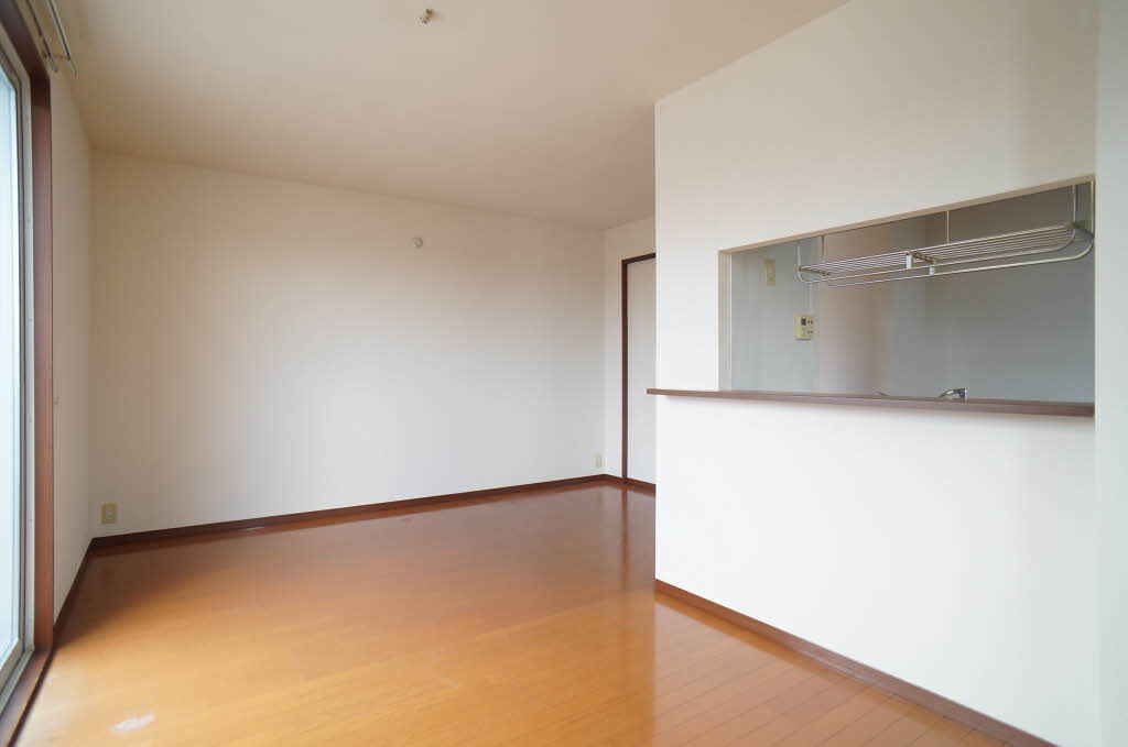 シャーメゾン藤 B 202号-3