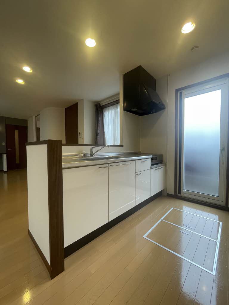 カーサ　ドマーニ 102号-4