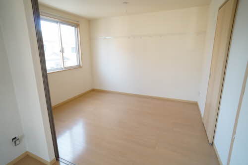 パレー・ベイス 202号-5