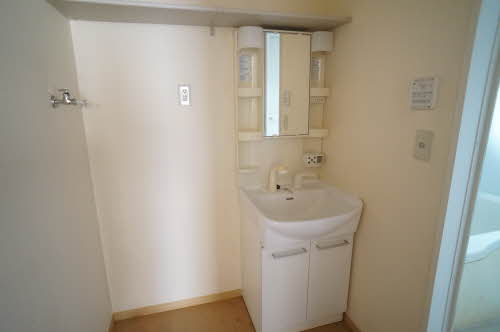 パレー・ベイス 202号-7