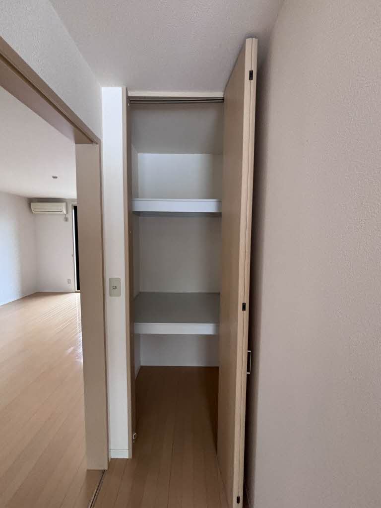 カーサ・ラ・セレーノ　ＩＩ 102号-12