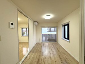 ベルヴィー 203号-2