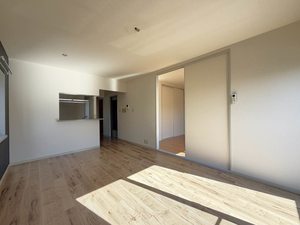 グランパティオ北上　Ｅ 202号-3