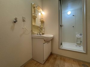 クリスタル・ガーデン G 101号-8