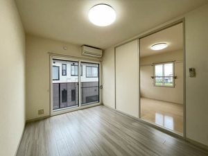 メゾン・エトワール D 202号-3