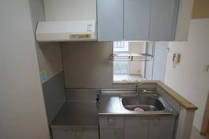 パークサイド古城 B 105号-4