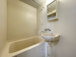 グレイハウス 102号-5