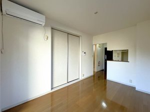 ピュアハウスC館 101号-3