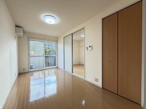 パレス・アザレアＤ 102号-2