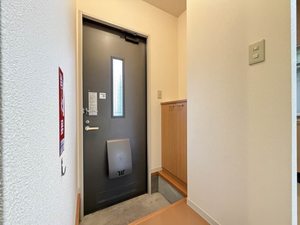 パレス・アザレアＤ 102号-5