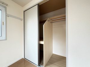 パレス・アザレアＤ 102号-11