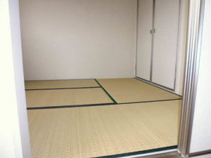 アーバンハイツT Ⅲ 202号-6