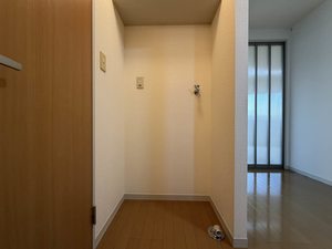 シャーメゾン詩歌の森　Ａ 202号-8