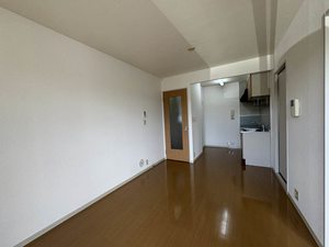 フォレストグリーン 102号-3