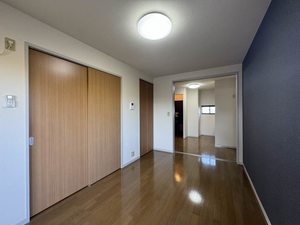 バリュージュ・アキノ 101号-3