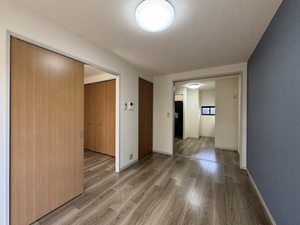 バリュージュ・アキノ 102号-3
