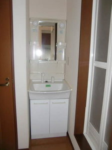 ハイツ駒下 203号-7