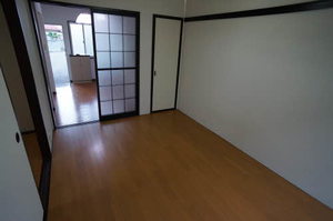 タウニィ若宮 103号-2