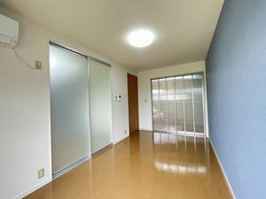 シャーメゾン泉 102号-3