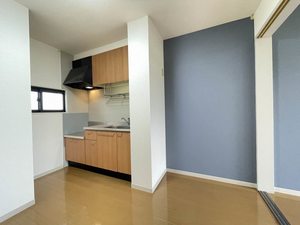 シャーメゾン泉 102号-5