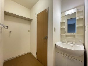 シャーメゾン泉 201号-8