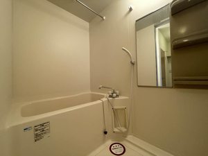 シャーメゾン泉 202号-6