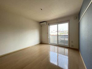 コーポ前田 102号-3