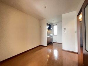 シャーメゾン藤木　Ｂ 201号-2