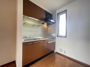 シャーメゾン藤木　Ｂ 201号-3