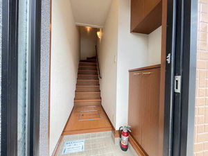 プラザ・カナン弐番館 202号-7