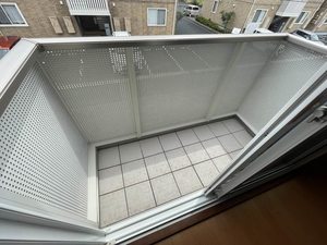 クリスタル・コート 203号-13