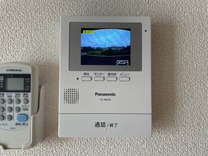 クリスタル・コート 203号-14