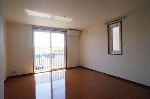 リリー・シャーメゾン　Ｃ 101号-3