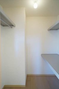 シャーメゾン栄 202号-6