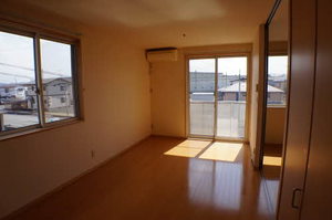 シャーメゾン・ヤマト 202号-2