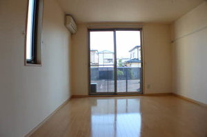 ホワイトナイト 201号-4