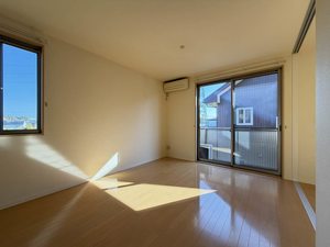 ラフィーネ常盤台 201号-2