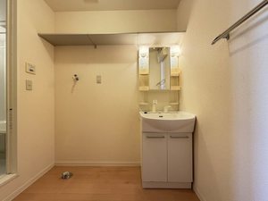 ラフィーネ常盤台 201号-7