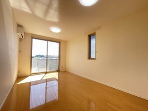 シャーメゾンブルームＡ 103号-2