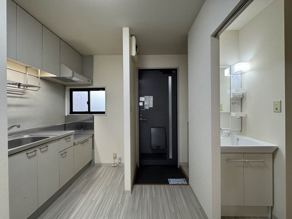 グランパティオ北上 B 203号-5