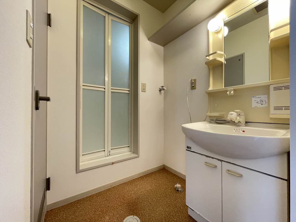 ディアス北田　Ｅ 102号-9