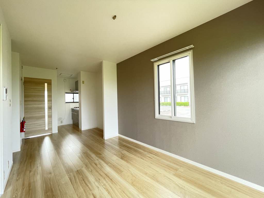 クリスタル・ガーデン D 101号-2