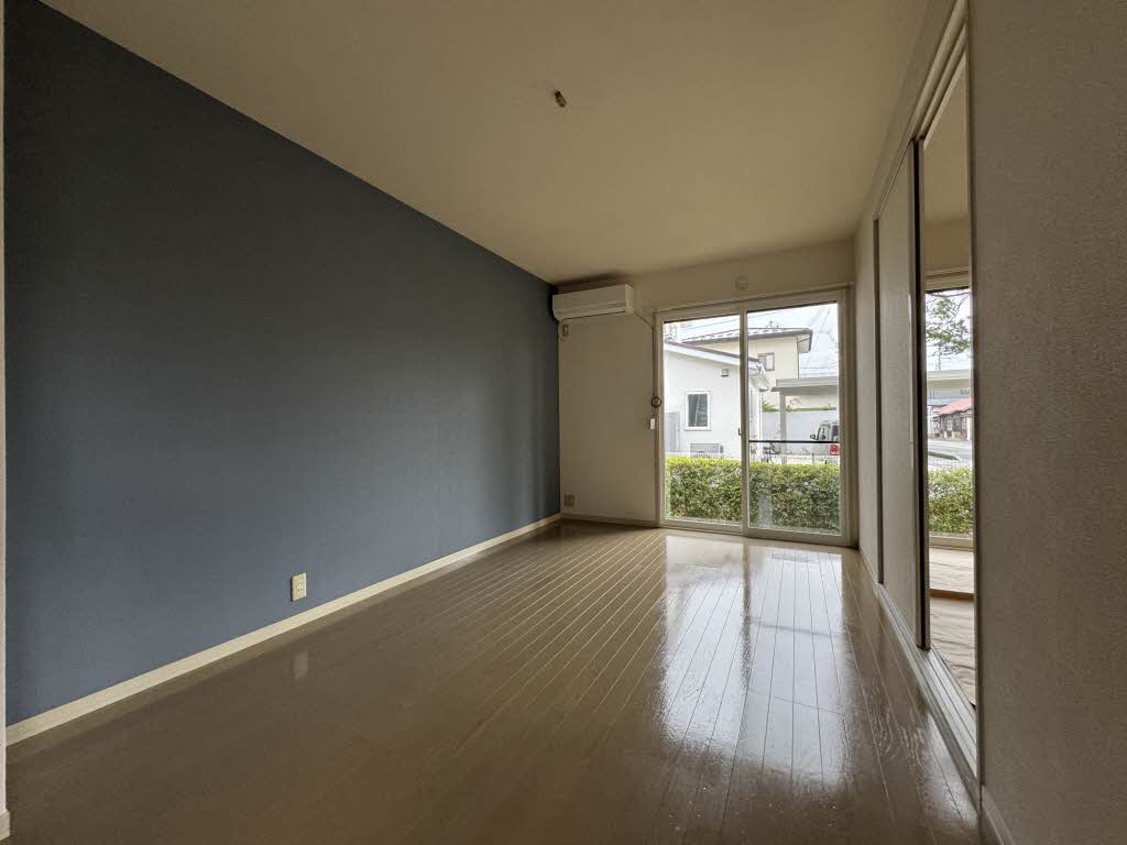 クリスタル・ガーデン G 101号-2