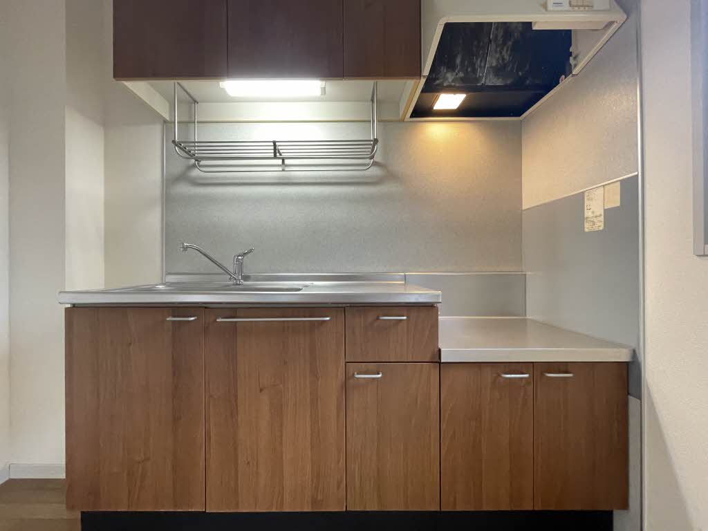 アバンセ B 102号-4