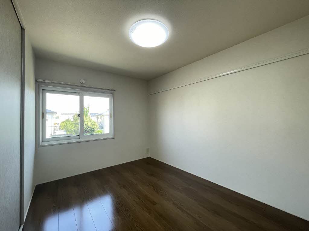 スカイ・タウン 202号-9