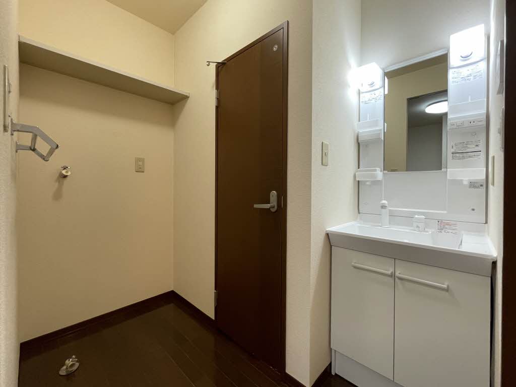 サニー・グランデ　Ｂ 201号-8