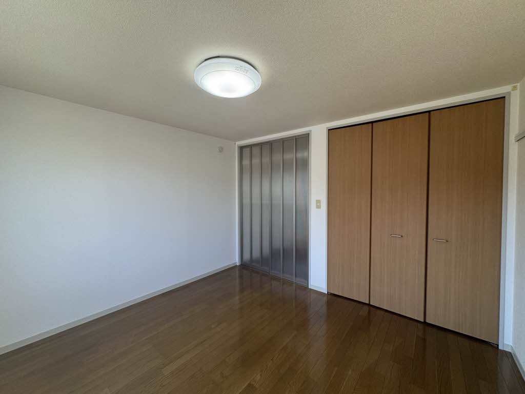 シャーメゾン・エム 102号-3