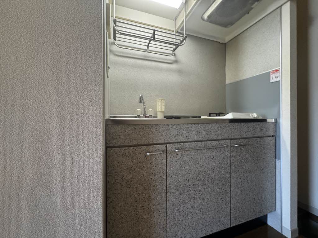 シャーメゾン・エム 102号-4